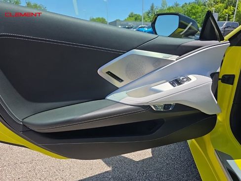 Used 2024 Chevrolet Corvette Stingray Preferred Cpe w/ 2LT RWD image 19