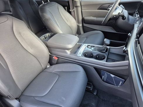 New 2026 Kia Carnival SX Prestige FWD image 15