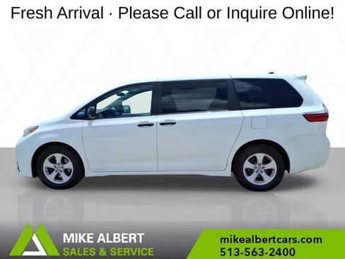 Used 2020 Toyota Sienna L FWD image 4