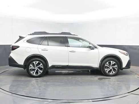 Used 2020 Subaru Outback Touring XT AWD/4WD image 11