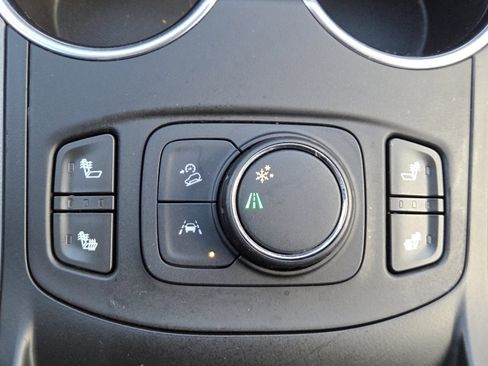 Used 2018 GMC Terrain SLT w/ Preferred Package image 28