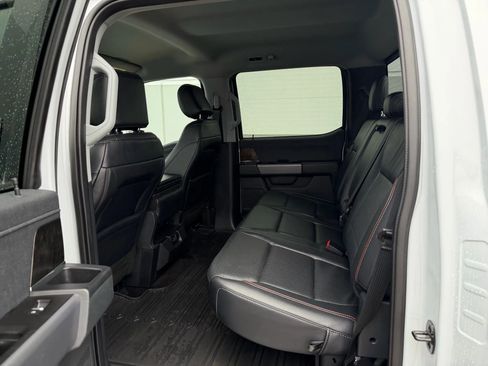 Used 2021 Ford F150 Lariat image 11