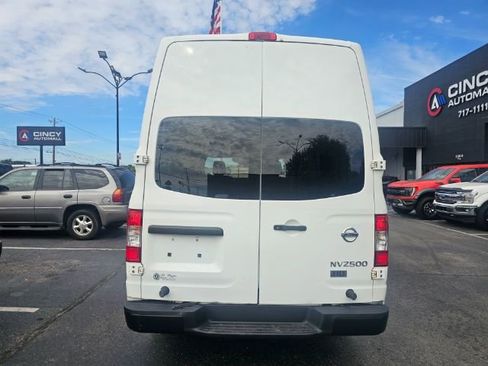 Used 2012 Nissan NV 2500 S w/ Side Curtain Airbag Pkg image 36