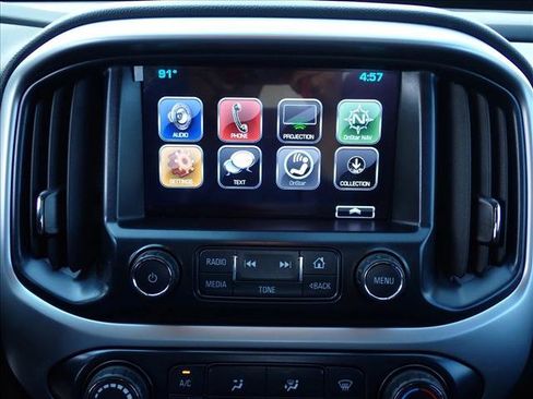 Used 2017 Chevrolet Colorado LT AWD/4WD image 17