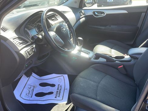 Used 2013 Nissan Sentra SR w/ Driver Pkg FWD image 9