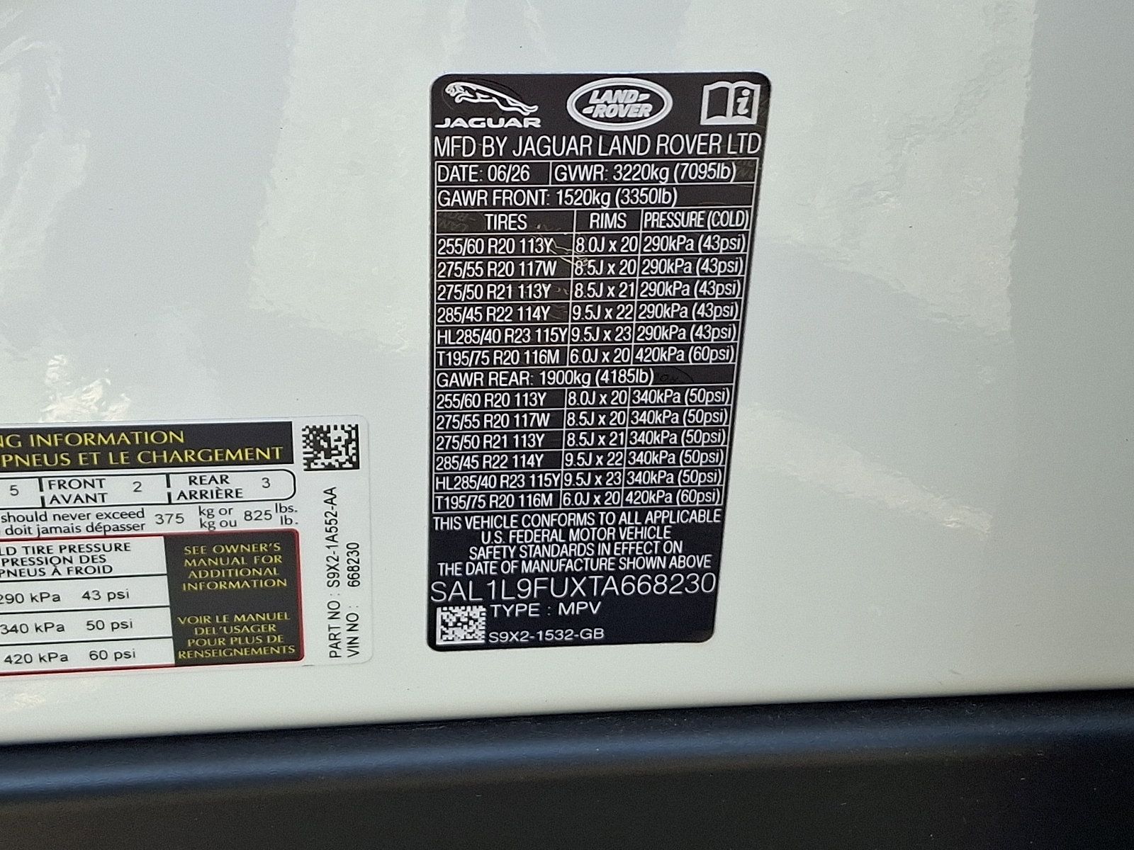 New 2026 Land Rover Range Rover Sport Dynamic SE AWD/4WD image 17
