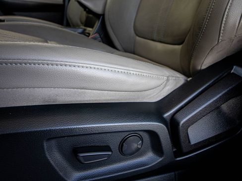 Used 2020 Ford Ranger Lariat w/ Equipment Group 501A Mid image 24