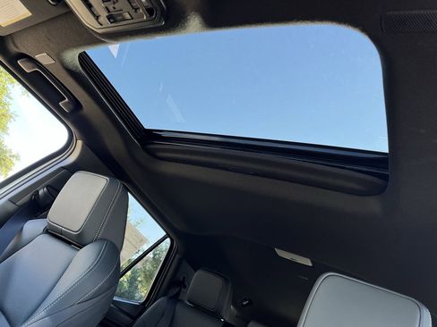 New 2026 Toyota 4Runner Limited AWD/4WD image 23