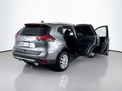 Used 2020 Nissan Rogue SV AWD/4WD image 22