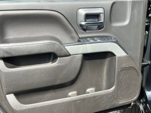 Used 2018 Chevrolet Silverado 1500 LT w/ All Star Edition image 17