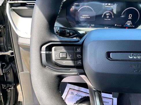 New 2026 Jeep Cherokee Limited image 18