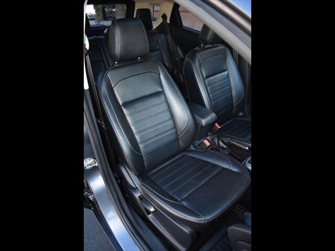 Used 2021 Ford EcoSport Titanium image 34