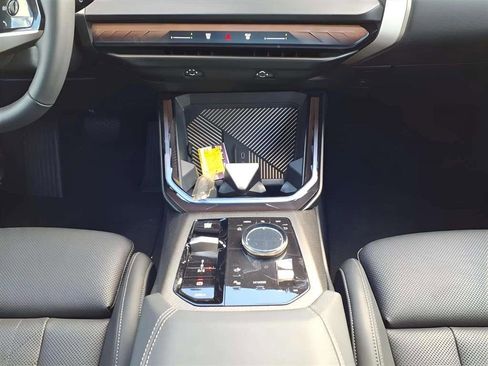 Used 2025 BMW X3 xDrive30i image 11