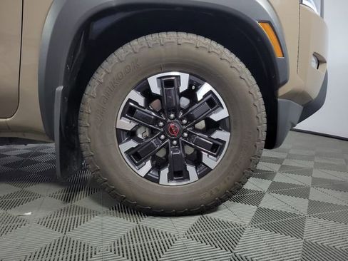 Used 2024 Nissan Frontier Pro-X RWD image 15