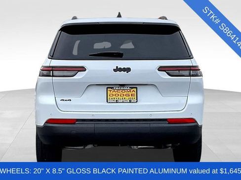 New 2025 Jeep Grand Cherokee L Altitude image 4