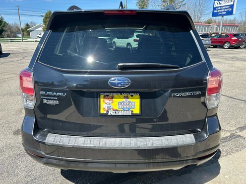 Used 2018 Subaru Forester 2.5i Premium image 3