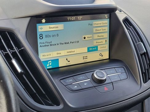 Certified 2019 Ford Escape SEL image 17