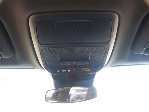 New 2026 Chevrolet Traverse LT image 26