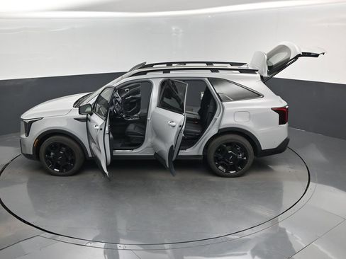 Certified 2024 Kia Sorento SX Prestige AWD/4WD image 17