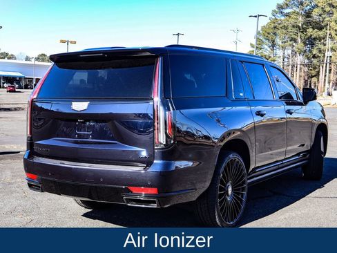 Used 2021 Cadillac Escalade ESV Sport Platinum w/ LPO, ONYX Package image 8