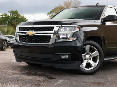 Used 2017 Chevrolet Tahoe LT w/ Luxury Package RWD image 28