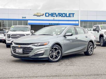Used 2025 Chevrolet Malibu LT