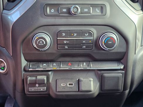 Used 2023 Chevrolet Silverado 1500 W/T w/ Trailering Package image 16