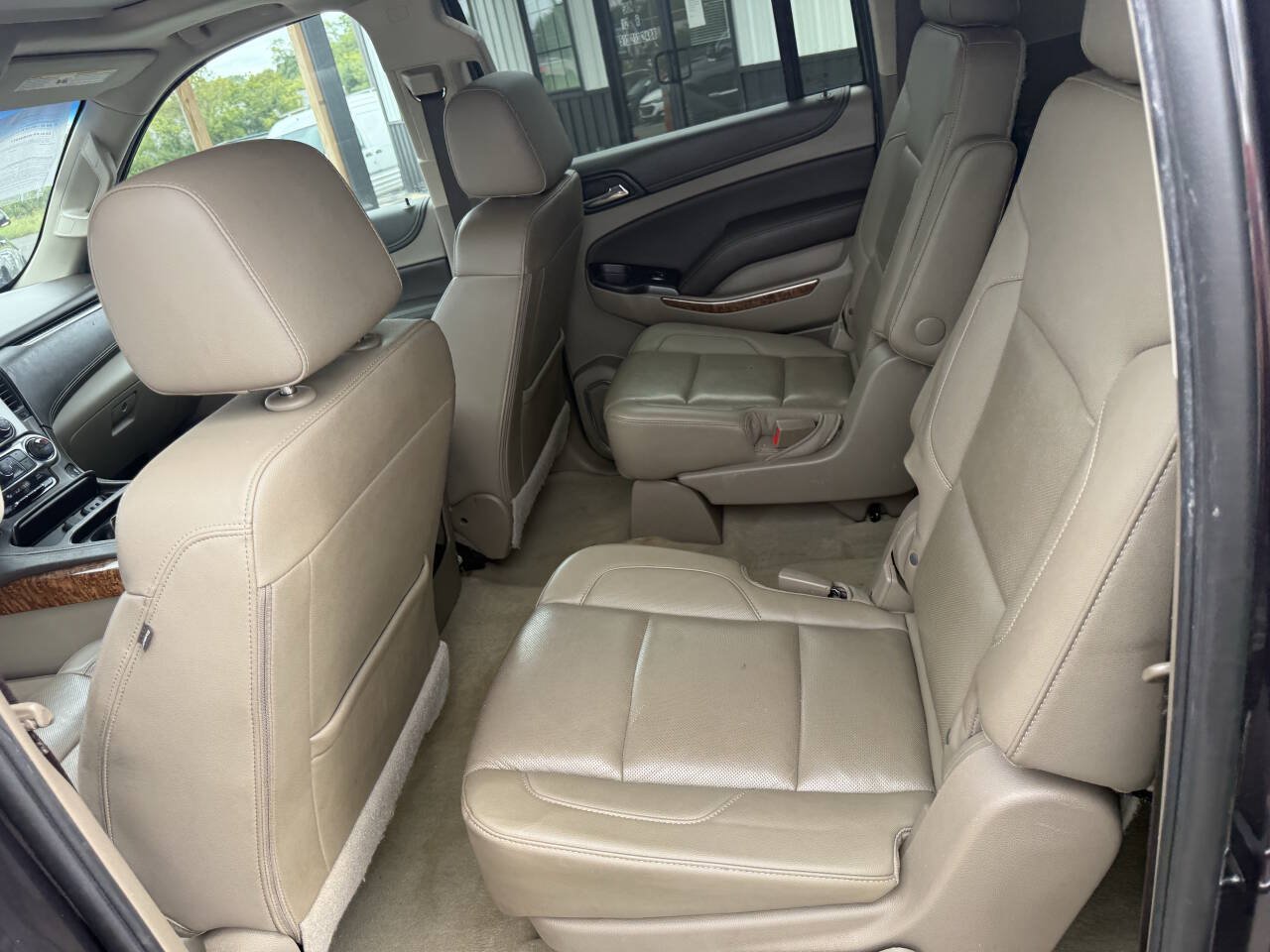 Used 2018 Chevrolet Suburban Premier AWD/4WD image 21