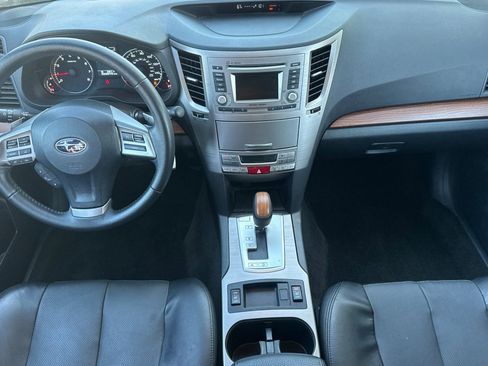 Used 2014 Subaru Outback 2.5i Limited AWD/4WD image 13