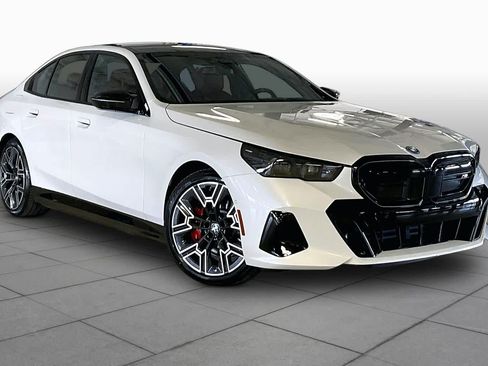 New 2026 BMW i5 w/ Executive Package AWD/4WD image 2