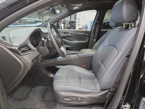 Used 2023 Buick Enclave Essence w/ Experience Buick Package image 9