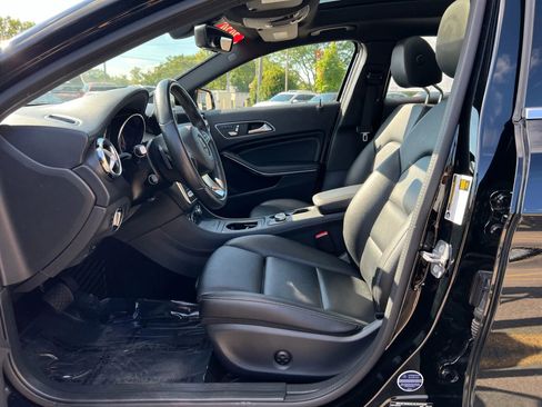 Used 2020 Mercedes-Benz GLA 250 GLA 250 4MATIC Sport Utility 4 w/ Premium Package image 17