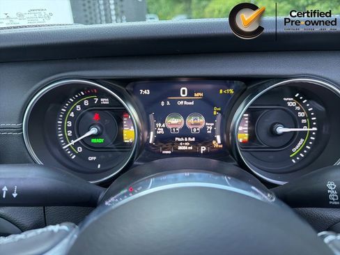 Certified 2022 Jeep Wrangler Unlimited Sahara w/ Cold Weather Group AWD/4WD image 57