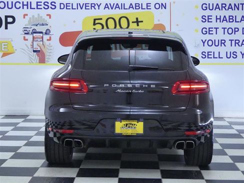Used 2018 Porsche Macan Turbo image 5