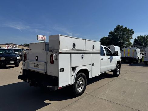 Used 2019 Chevrolet Silverado 2500 W/T w/ WT Convenience Package image 6