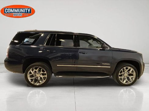 Used 2018 GMC Yukon SLT w/ Premium Edition image 6