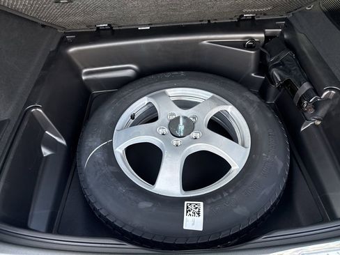 New 2025 Jeep Grand Cherokee Overland image 18