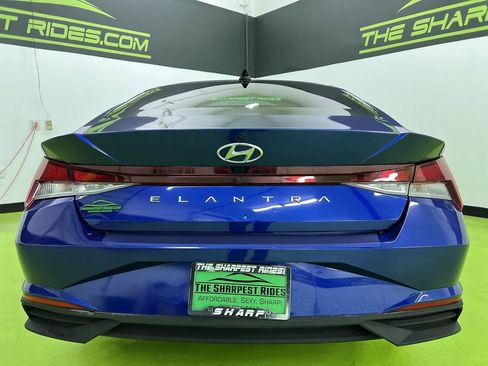 Used 2022 Hyundai Elantra SEL FWD image 8