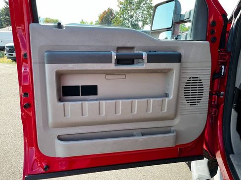 Used 2008 Ford F250 4x4 Crew Cab Super Duty image 9