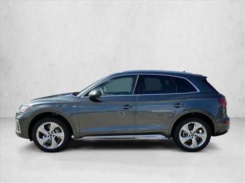 Used 2023 Audi Q5 2.0T Premium Plus w/ Premium Plus Package AWD/4WD image 8