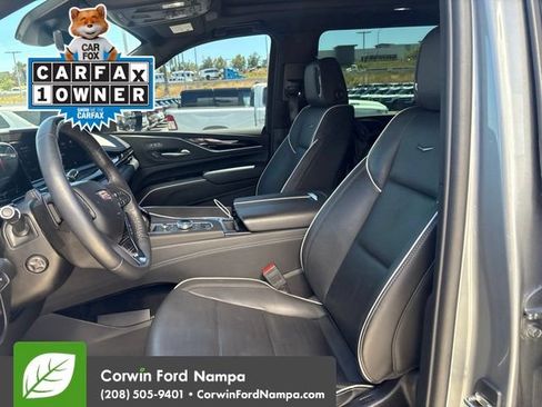 Used 2023 Cadillac Escalade ESV Sport w/ LPO, ONYX Package AWD/4WD image 11
