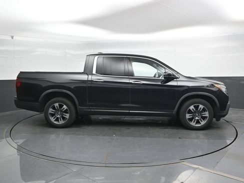 Used 2018 Honda Ridgeline RTL-E image 3