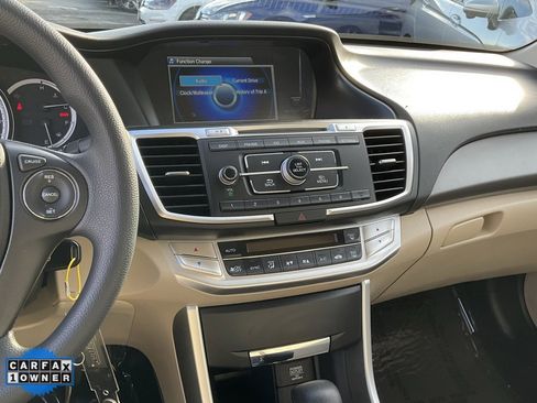 Used 2013 Honda Accord LX image 41