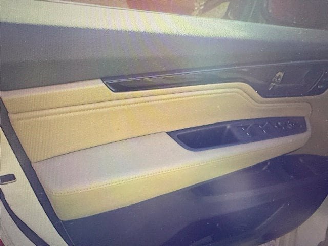 Used 2023 Honda Odyssey Touring image 11