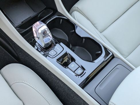 New 2026 Volvo XC40 B5 Plus w/ Climate Package image 13