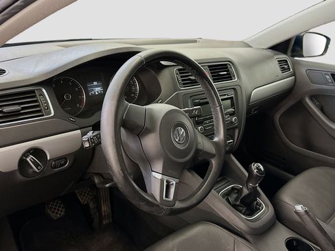 Used 2013 Volkswagen Jetta SE image 18