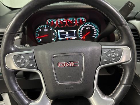 Used 2020 GMC Yukon SLT image 17