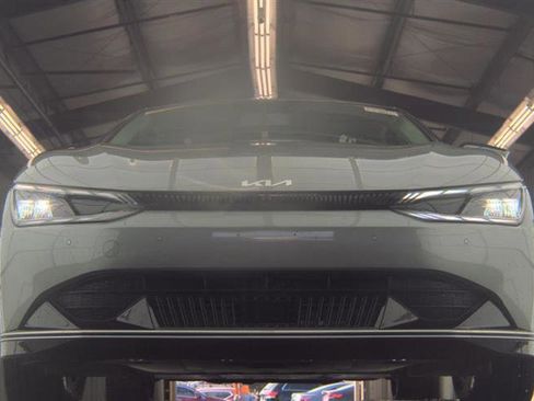 Used 2024 Kia EV6 Wind w/ Wind Technology Package image 3