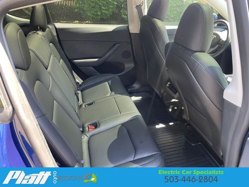 Used 2024 Tesla Model Y Long Range RWD image 49