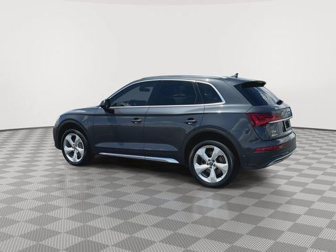 Used 2021 Audi Q5 2.0T Premium Plus w/ Premium Plus Package AWD/4WD image 6